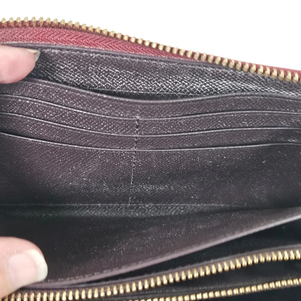 Coach Burgundy Crossgrain Leather Accordion Zip Wallet Wristlet Gold Hardware